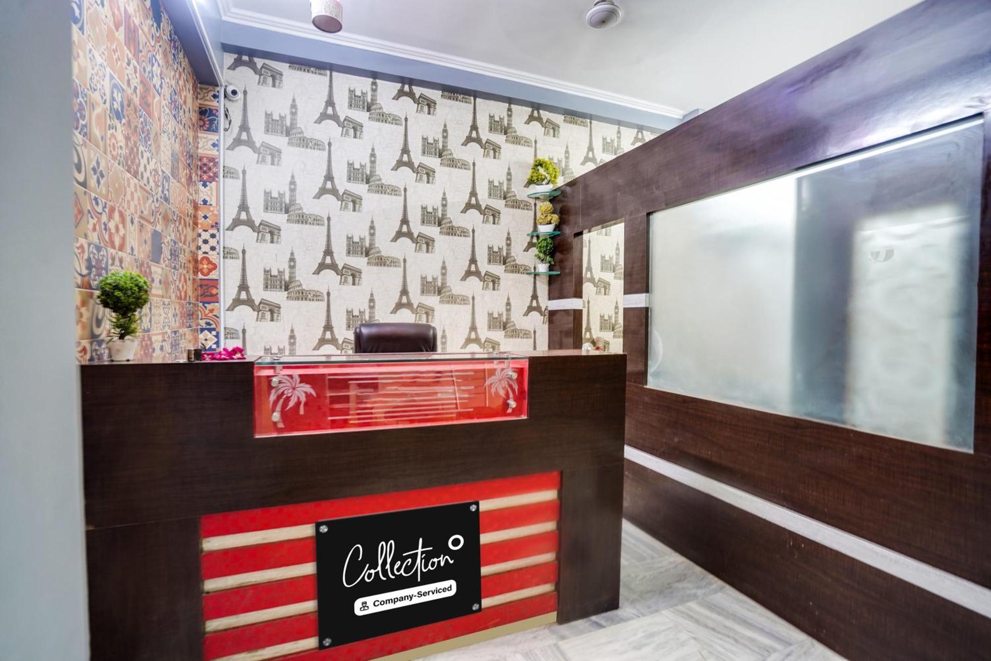 Hotel Super Collection O Rajapur Circuit House à Prayagraj Extérieur photo